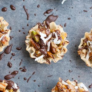Chocolate Coconut No-Bake Baklava Bites :: everyone loved this super quick + easy no-bake appetizer - perfect for the holidays!