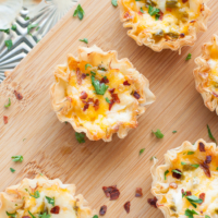 Baked Jalapeno Popper Phyllo Cups