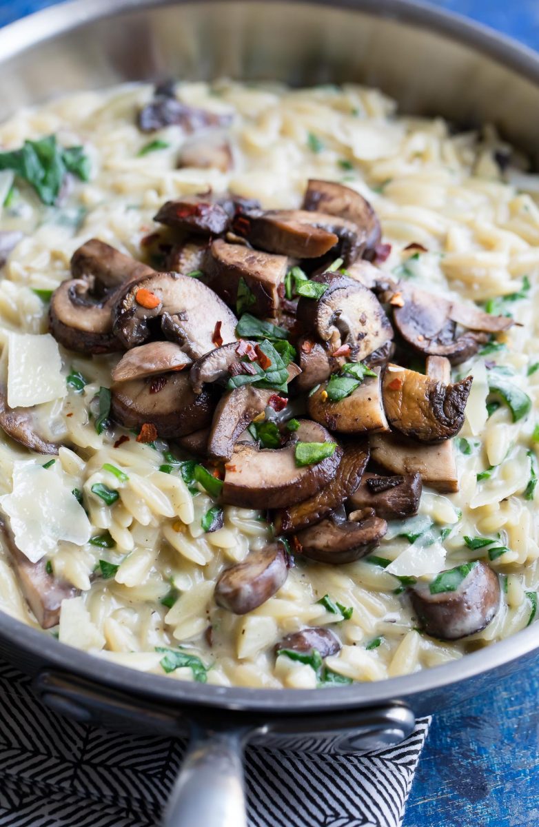 One-Pot Garlic Parmesan Orzo with Spinach and Mushrooms