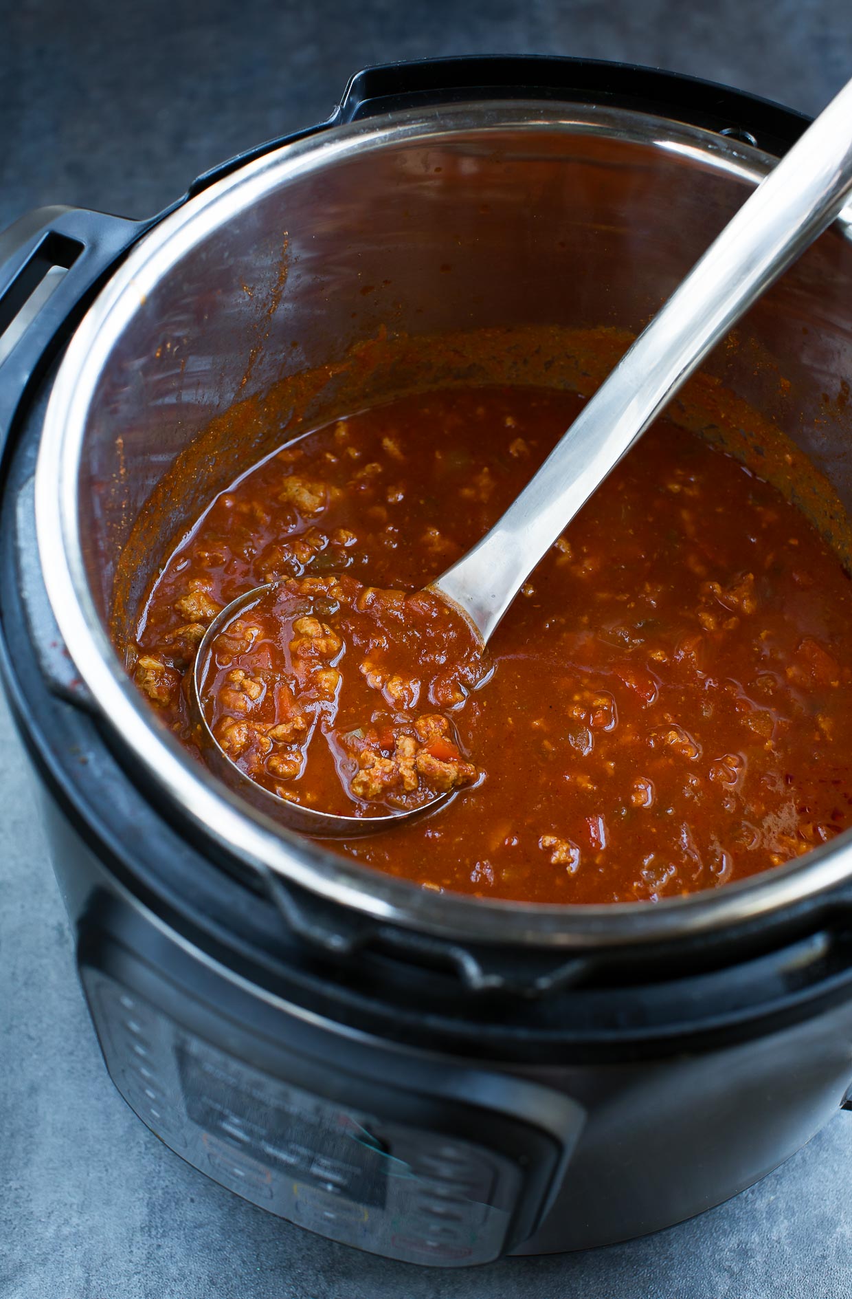 spicy harissa turkey chili in instant pot pressure cooker