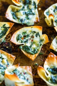 Baked Spinach Artichoke Won-ton Cups