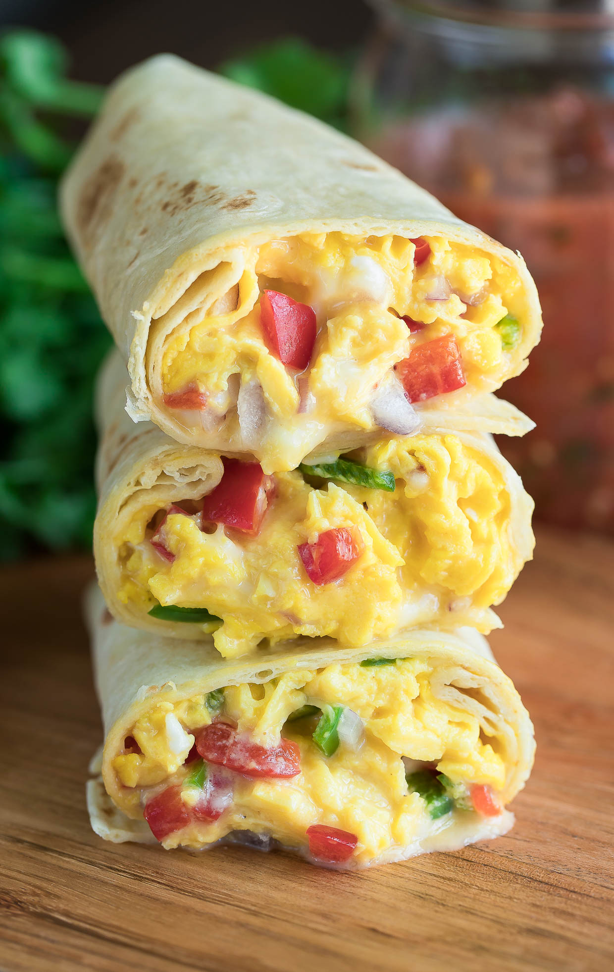 Veggie Breakfast Burritos - Peas and Crayons Blog