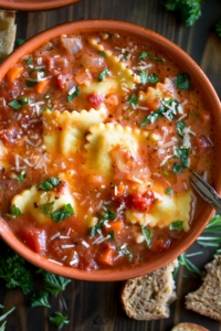 One-Pot Vegetarian Ravioli Soup