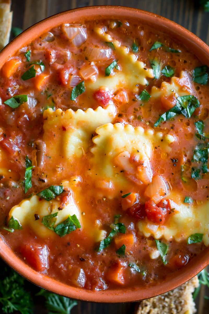 One Pot Ravioli Soup with Spinach and Veggies